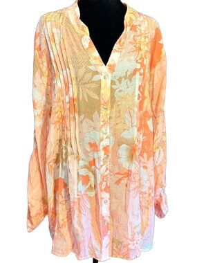 Ruby Rd. Woman Plus-Size Floral Button Front Top in Peach
